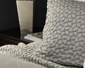 Petalo | Firm Decorative Pillow