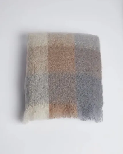 REVERSIBLE BARNA WOODS MOHAIR & WOOL THROW