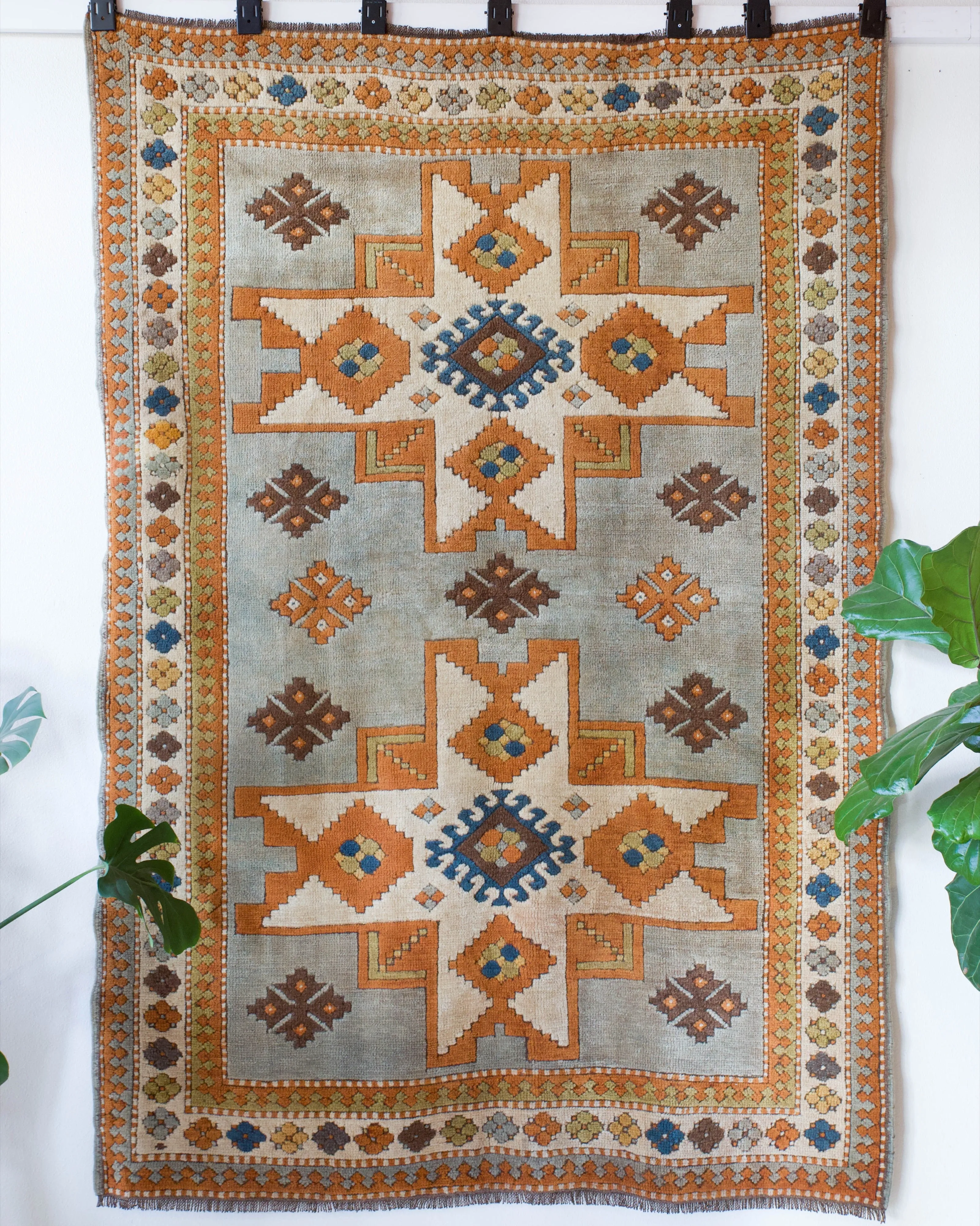 Vintage Caucasian style central Anatolian Rug 5'2"x7'7"