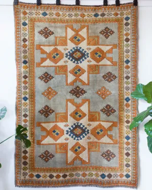 Vintage Caucasian style central Anatolian Rug 5'2"x7'7"